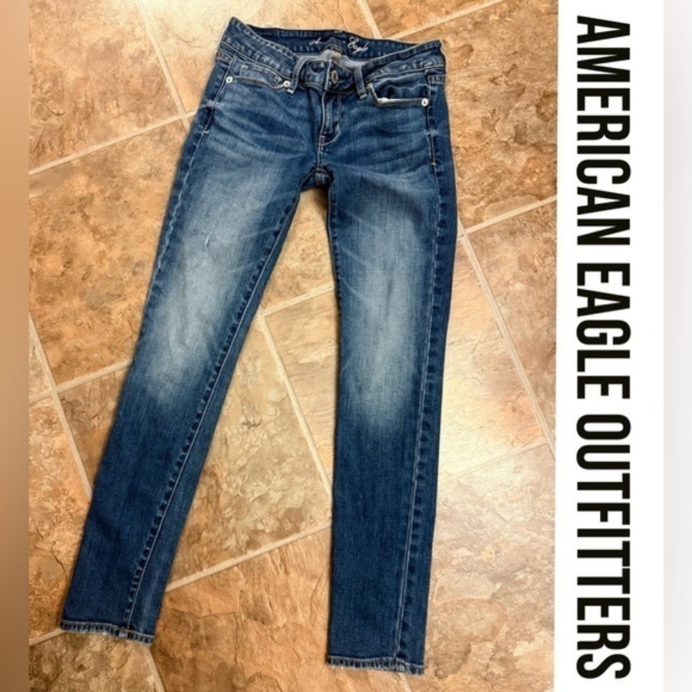 American Eagle Outfitters Women's Skinny Blue Jeans *Short*